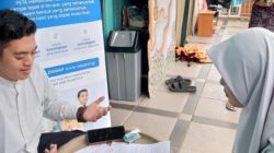 Berbagi Berkah Ramadhan, Kegiatan Zakat Fitrah Penuh Kepedulian di KB-TK Prestasi Global-Depok