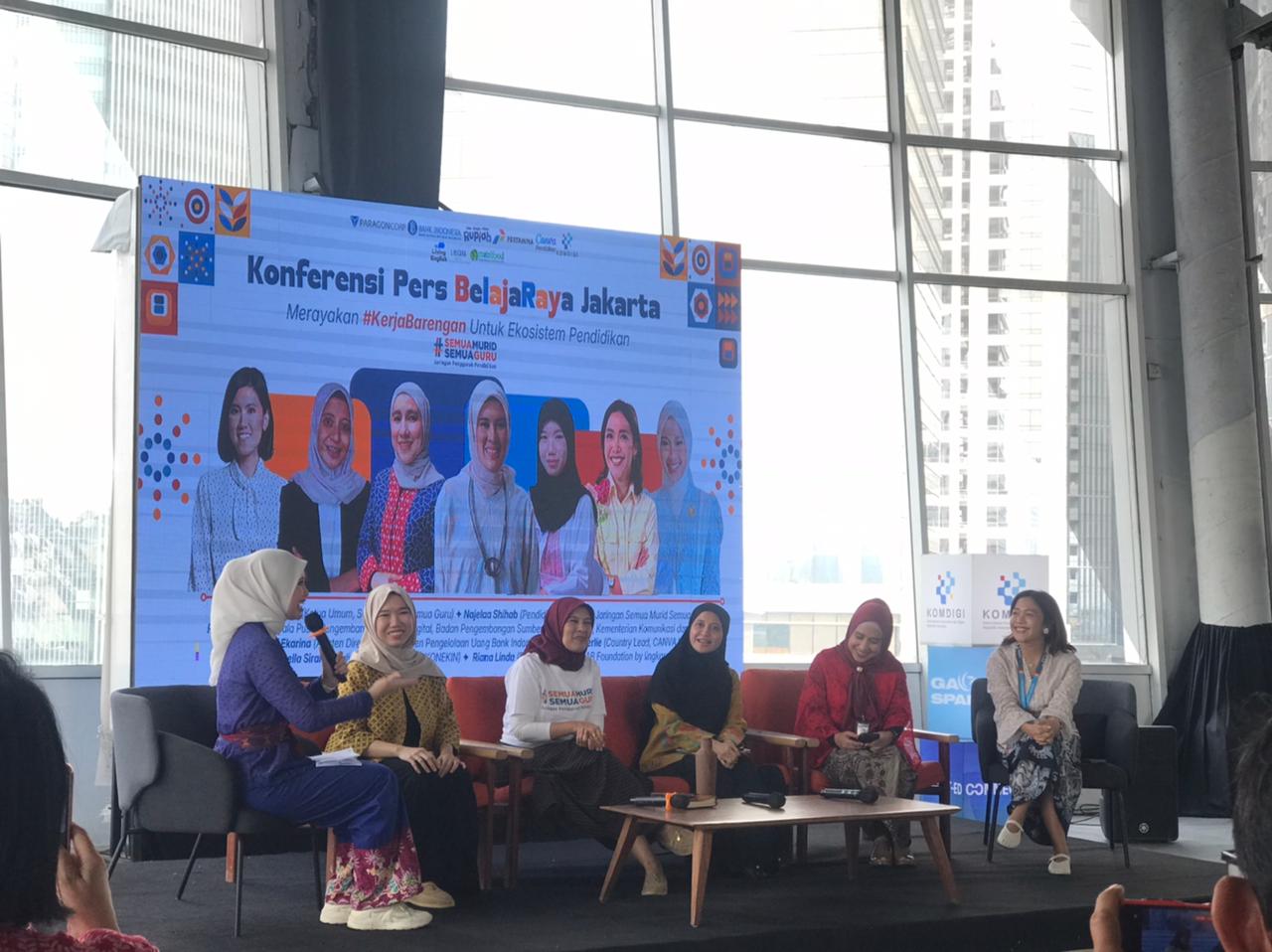 Sesi diskusi panel bersama para narasumber dalam press conference Belajaraya Jakarta 2026