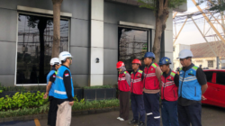 Jaga Keandalan Jaringan, PLN Icon Plus Rapikan Kabel di Cikande, Banten