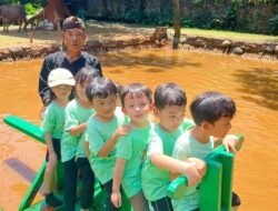 KB-TK Bosowa Bina Insani Gelar Kegiatan SEMERBAK (Serunya Bermain Bersama Ayahku)