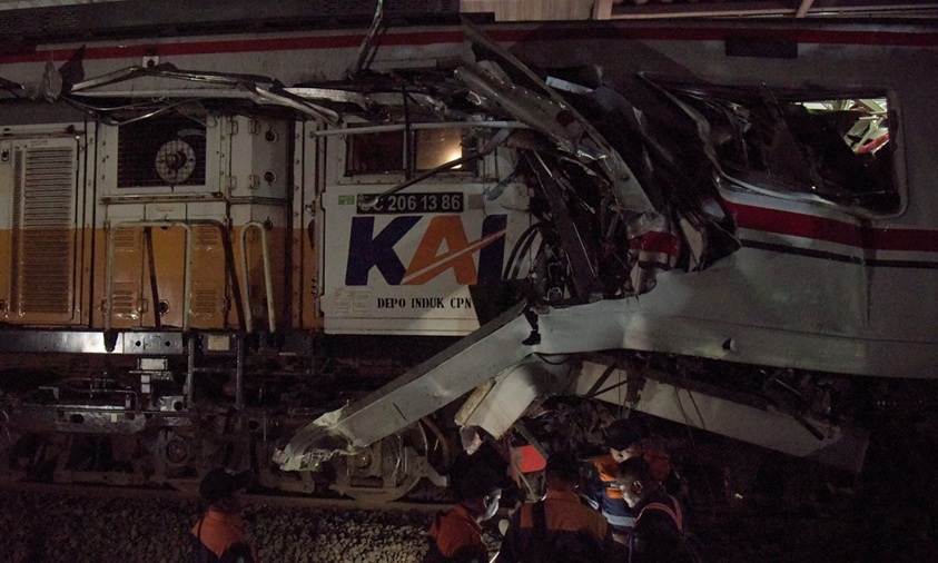 Laka Kereta di Bekasi Timur