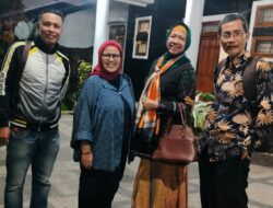 Fadli Zon Dijadwalkan Tandatangani Sampul Peringatan 100 Tahun Jam Gadang Bersama Delegasi IMLF-4 dari 35 Negara