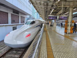 Kereta Cepat Bukan Sekadar Cepat, Tapi Soal Siapa Menguasai Masa Depan