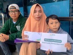 BMH Salurkan Bantuan untuk Anak Pejuang Jantung Bocor Asal Lamongan