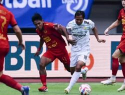 Persija Tersungkur di Tangan Persib, Perebutan Gelar Kian Memanas