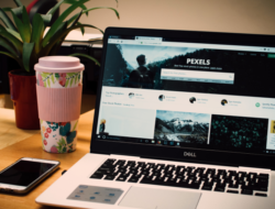 Era AI dan Media Sosial Membuat Website Makin Penting untuk Bisnis