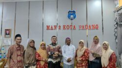 Chit Ko Ko Oo , Miyanmar, Kunjungi Lembaga Pendidikan Islam di Padang