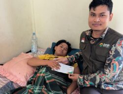 BMH Bezuk Pengasuh Pesantren Hidayatullah Langkat yang Sakit Kronis