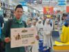 Senyum Ceria Muharram, BMH Ajak Anak Yatim Belanja Kado Impian di Gresik