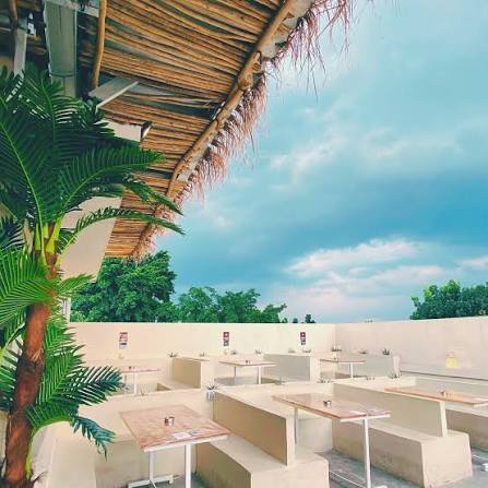 Skyhook Coffe Rooftop House & Kitchen
