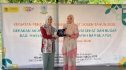 Cegah Nyeri dan Jaga Kebugaran, Lansia Bambu Apus Antusias Ikuti Pelatihan “Akupresur Mandiri” dari Tim Pengabdi FKUI