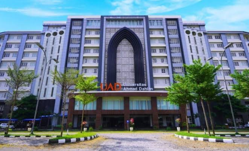 kampus swasta terbaik di yogyakarta