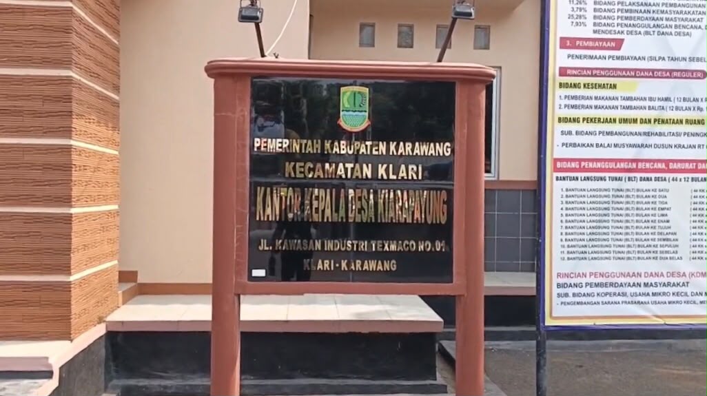 Desa Kiarapayung