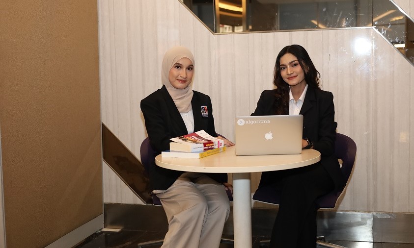 Doktor Informatika UNM