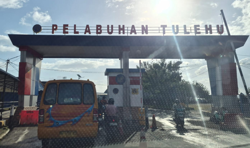 pelabuhan tulehu