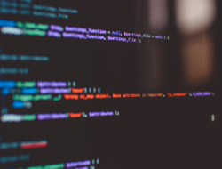 Apa Bedanya Sains Data dan Teknik Informatika? Cek Fokus Ilmu, Tools, dan Gajinya!