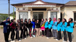 Semangat Hidup Sehat Menggema di Desa Karang Indah, Tim BSI Explore 2026 dan Ibu-Ibu PKK Gelar Senam Bersama