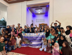 Aksi Mahasiswa UBSI dan Universitas Baiturrahmah Ajak Anak Salareh Aia Kreasi Gelang Benang pada Kegiatan KKNT