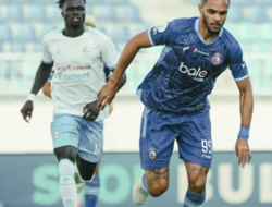 Arema FC Menang 4-0 atas Isenmulang Kalteng FC, Awali Super League dengan Sempurna