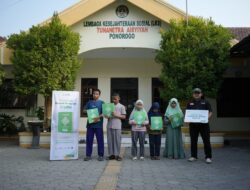 BMH Salurkan Al-Qur’an Braille untuk Tunanetra di Ponorogo