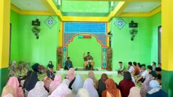SDIT Dinamika Umat Gelar Pengajian Rutin dan Pembagian Raport