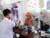 Siswa SMA Bosowa Bina Insani Laksanakan Cek Kesehatan