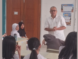 Siswa SD Bina Insani Pelajari Teknik Jurnalistik dari Wartawan Senior Irwan Kelana