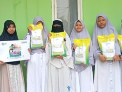 Expedisi Kebaikan BMH, Salurkan Beras untuk Santri Putri Darul Hijrah 10 Mojokerto