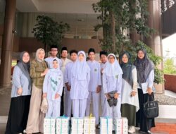 Sekolah Bakti Mulya 400 Cibubur Gelar Acara Jumat Berkah di Masjid Jami Sabilurrohim Cileungsi