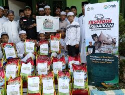 Sambut Hari Santri Nasional, BMH Salurkan Beras untuk Santri Tahfidz Darul Hijrah 7 Probolinggo