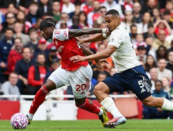 Arsenal Kalahkan Nottingham Forest 1-0, Gol Noni Madueke Antar The Gunners ke Posisi Kedua