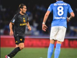 Napoli Ditahan AS Roma 3-3, Gol Balerdi Menit Akhir Gagalkan Kemenangan Tuan Rumah