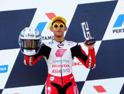 Veda Ega Pratama Raih Pole Position Moto3 Australia 2026, Cetak Sejarah untuk Indonesia